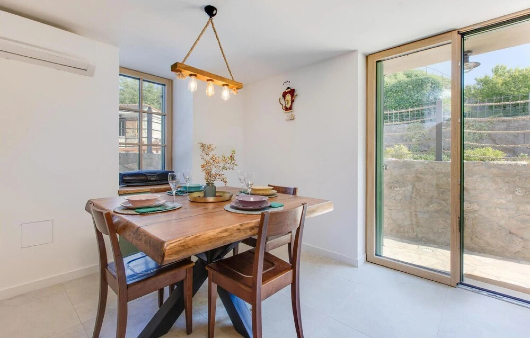 Awesome Home in Malinska With Outdoor Swimming Pool, Wifi and 3 Bedrooms