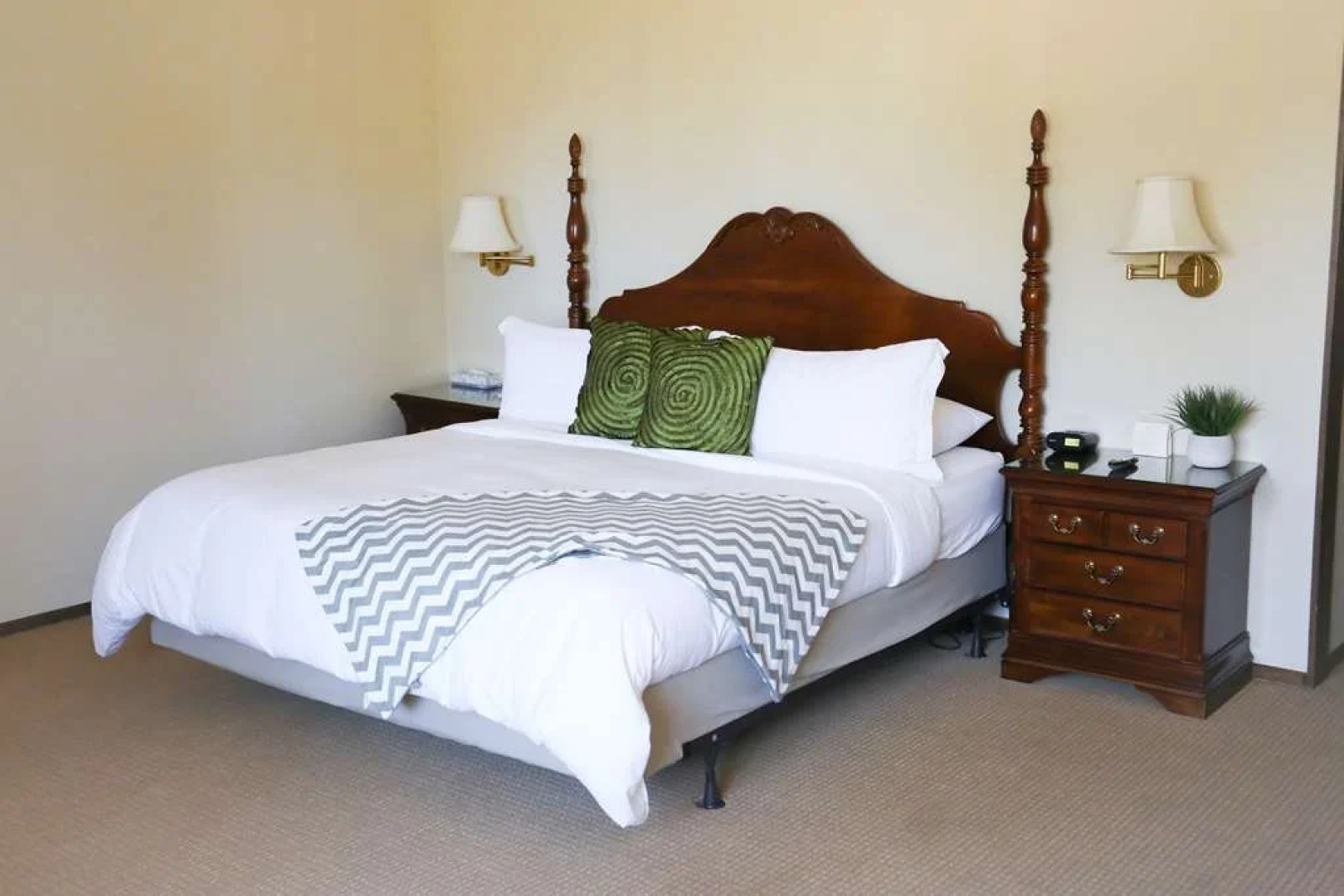 The Lodge at The International