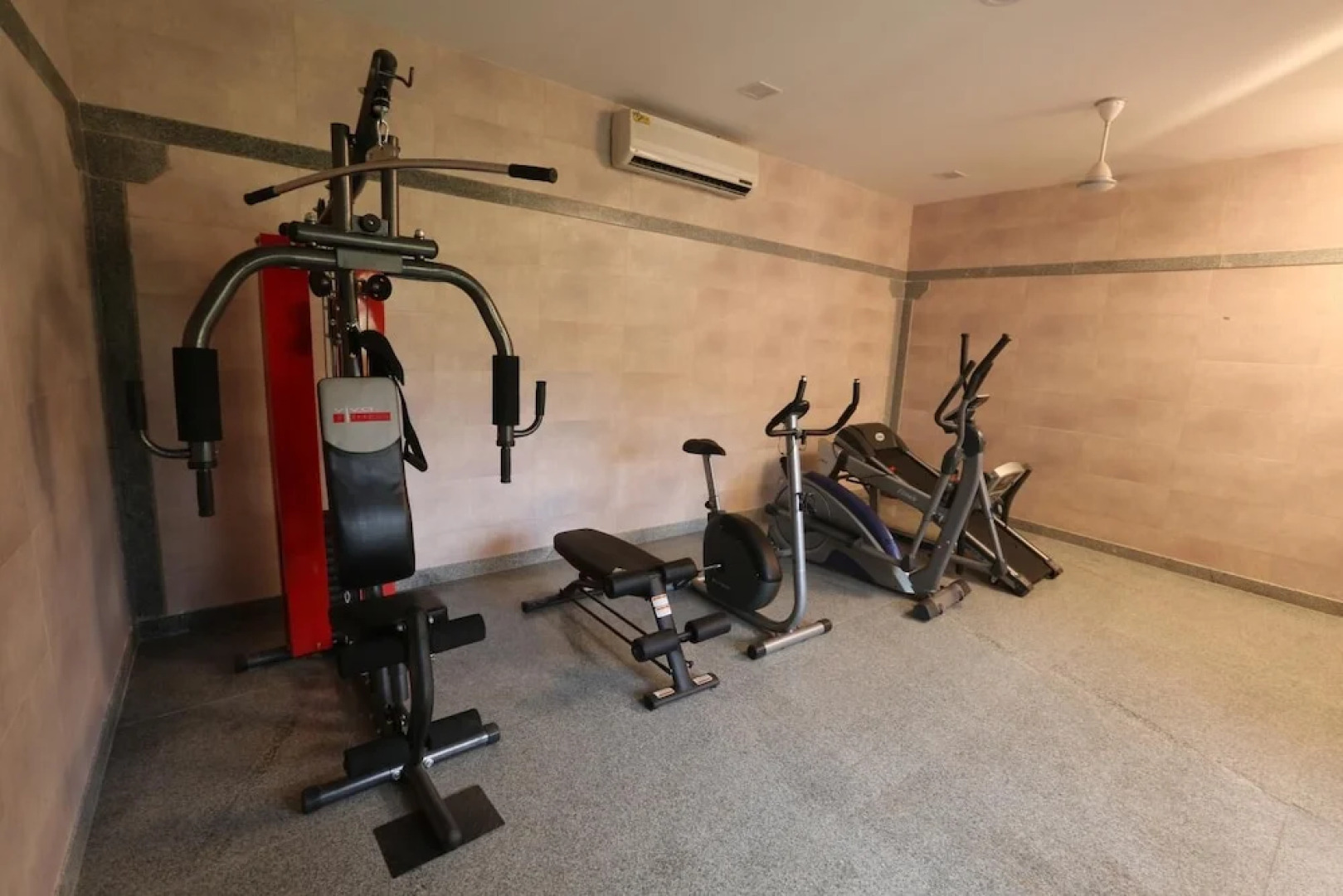 Kyriad Prestige Mayapuri Amira