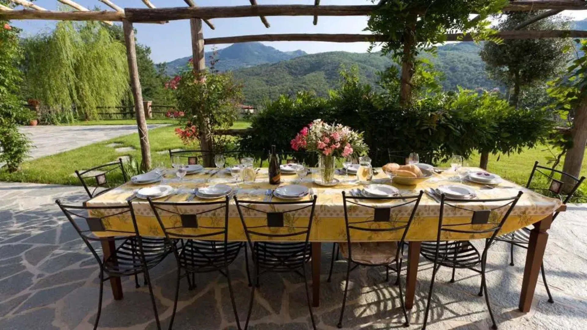 VILLA ARBEIO 8&6, Emma Villas