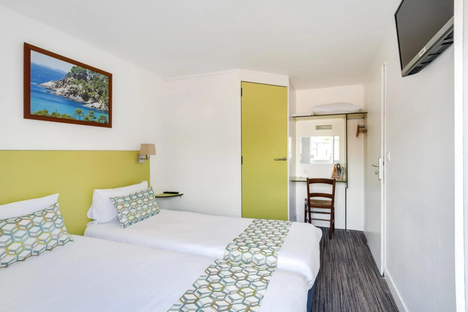 initial by balladins Bordeaux / Eysines