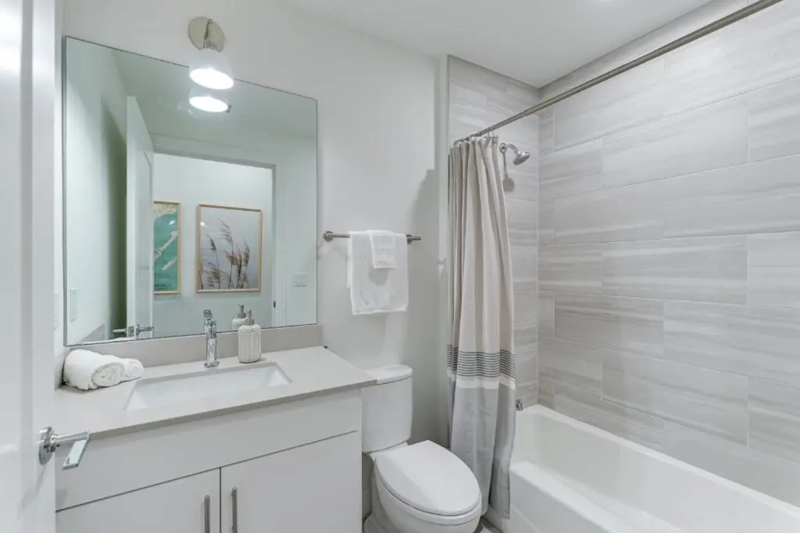 All-New, Waterfront Condo in Downtown Sarasota!