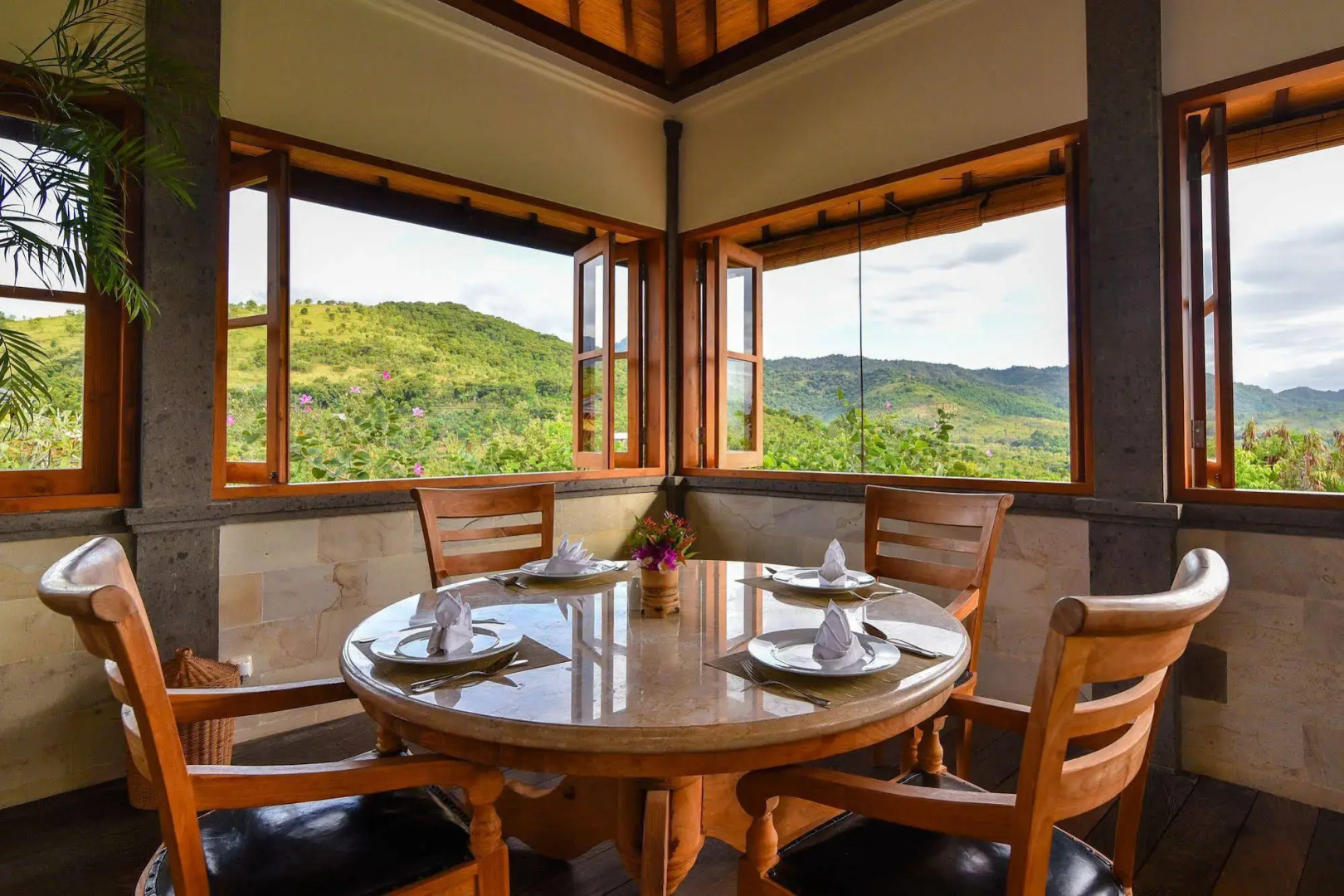 Sumberkima Hill Private Villa Retreat