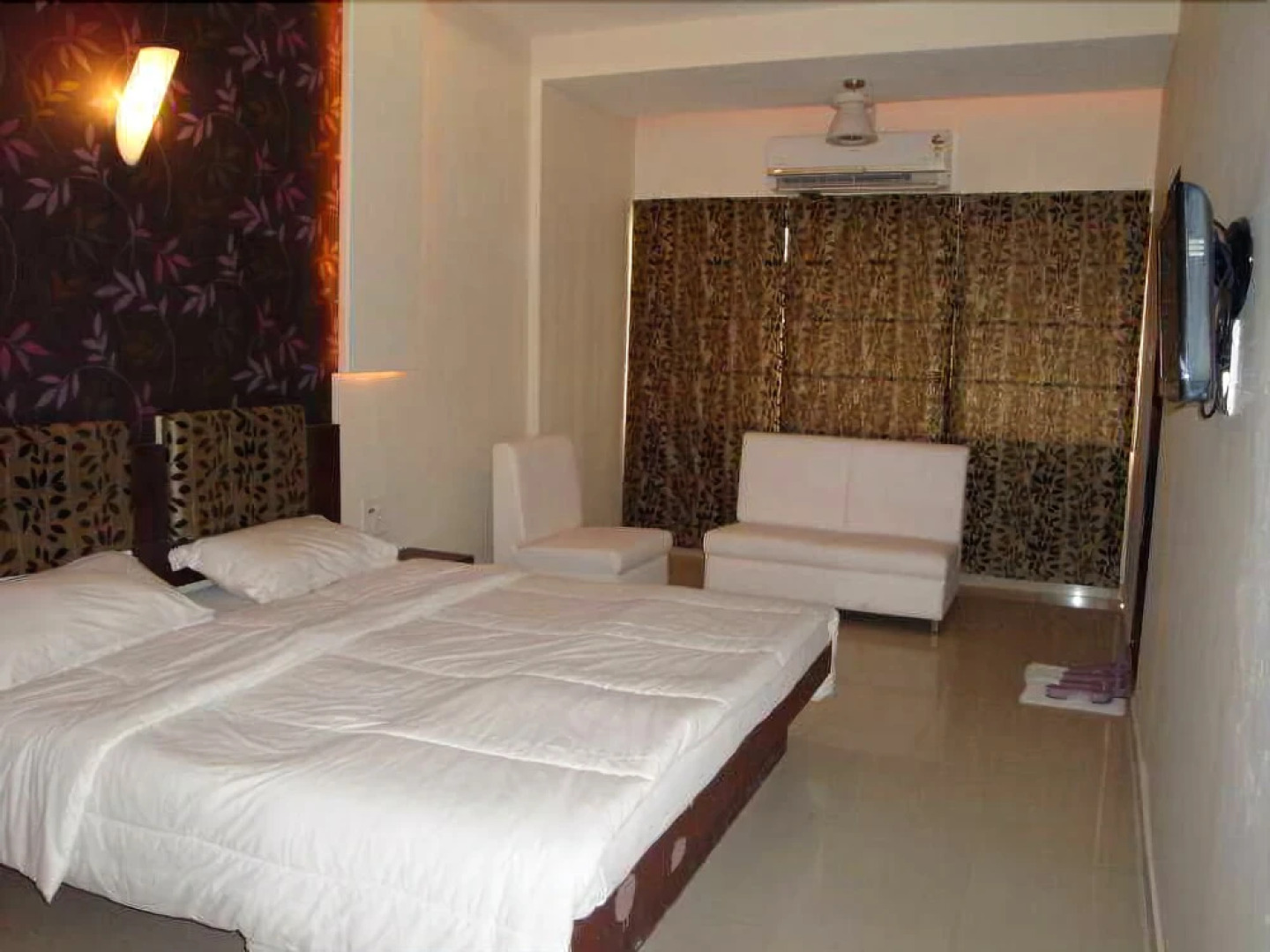 Purohit S Hotel Raj
