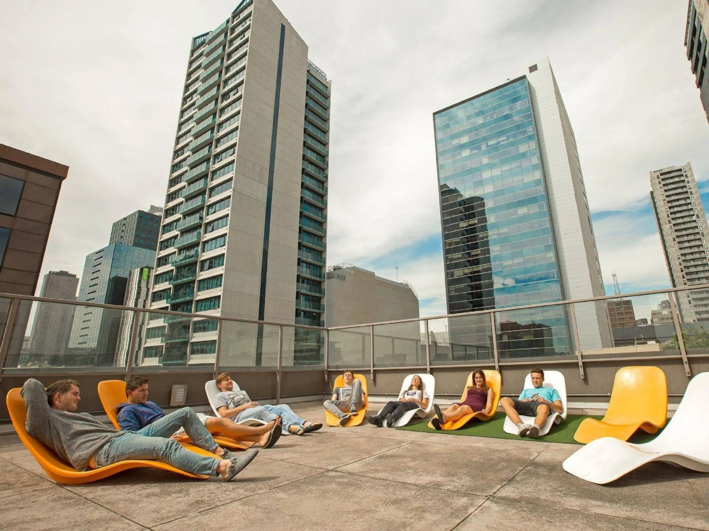 Nomads Melbourne Backpackers