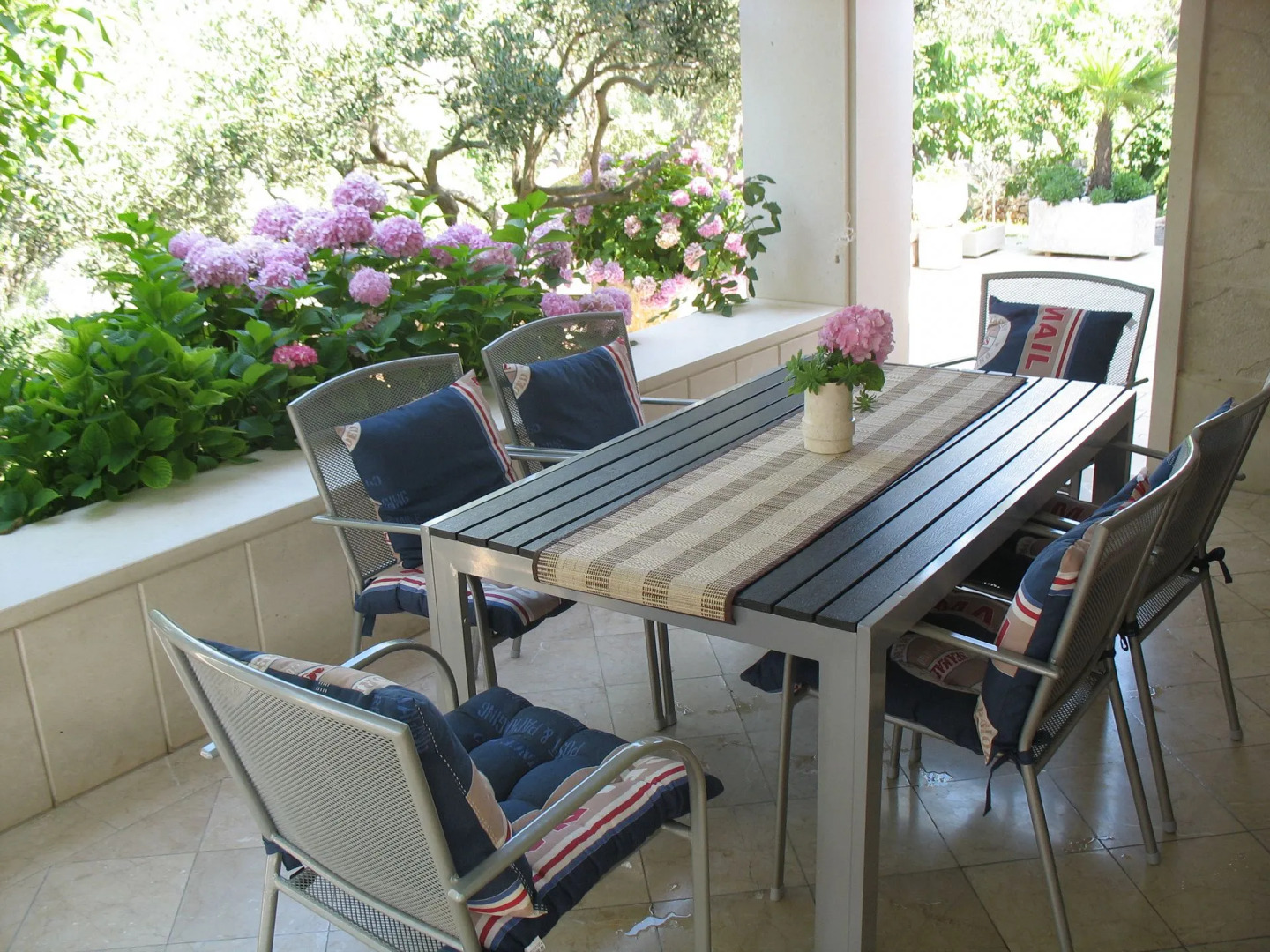 Holiday house Zlatna - with beautiful garden: Selca, Island Brac