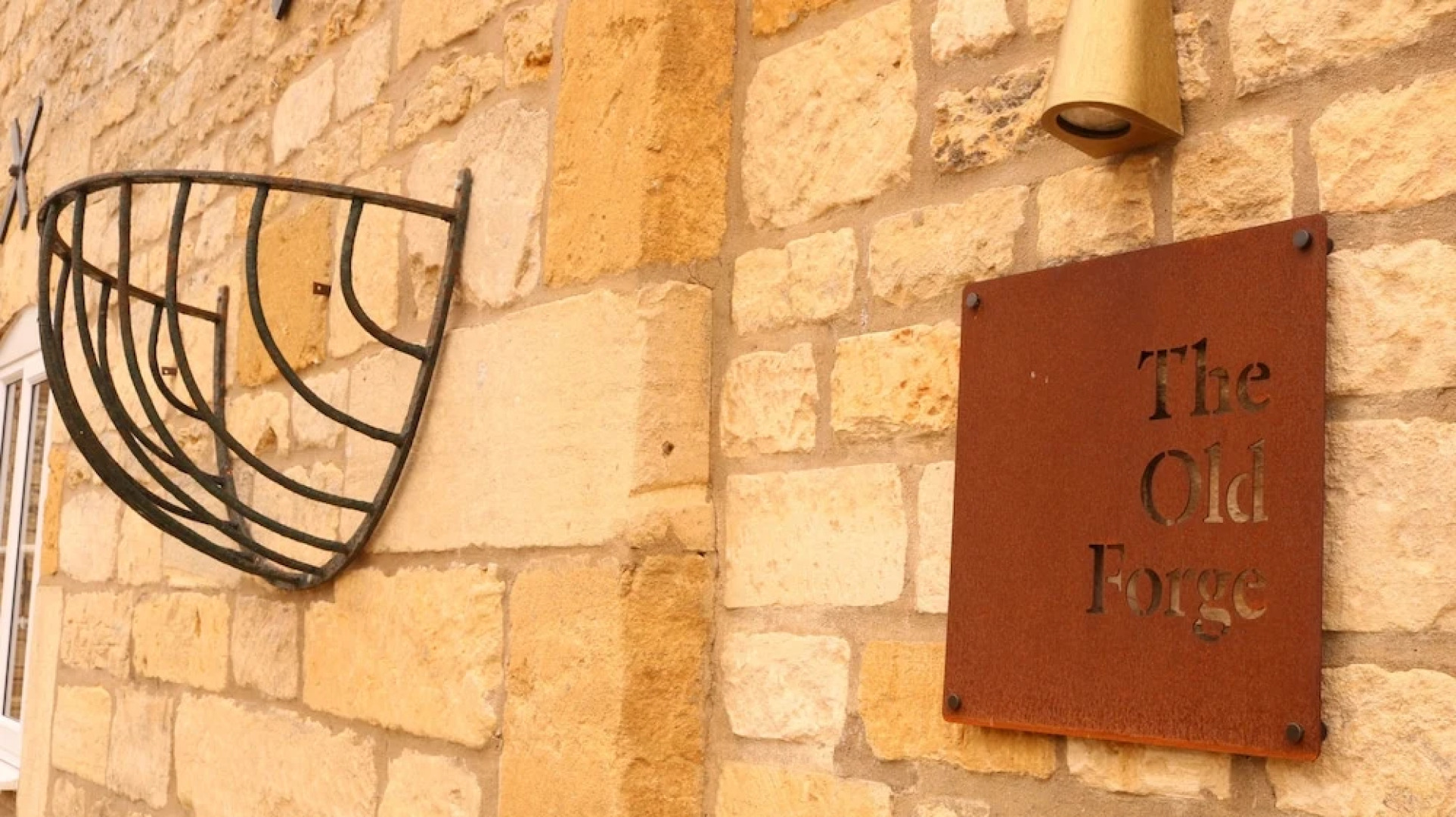 The Old Forge, a Cotswold Cottage in Winchcombe