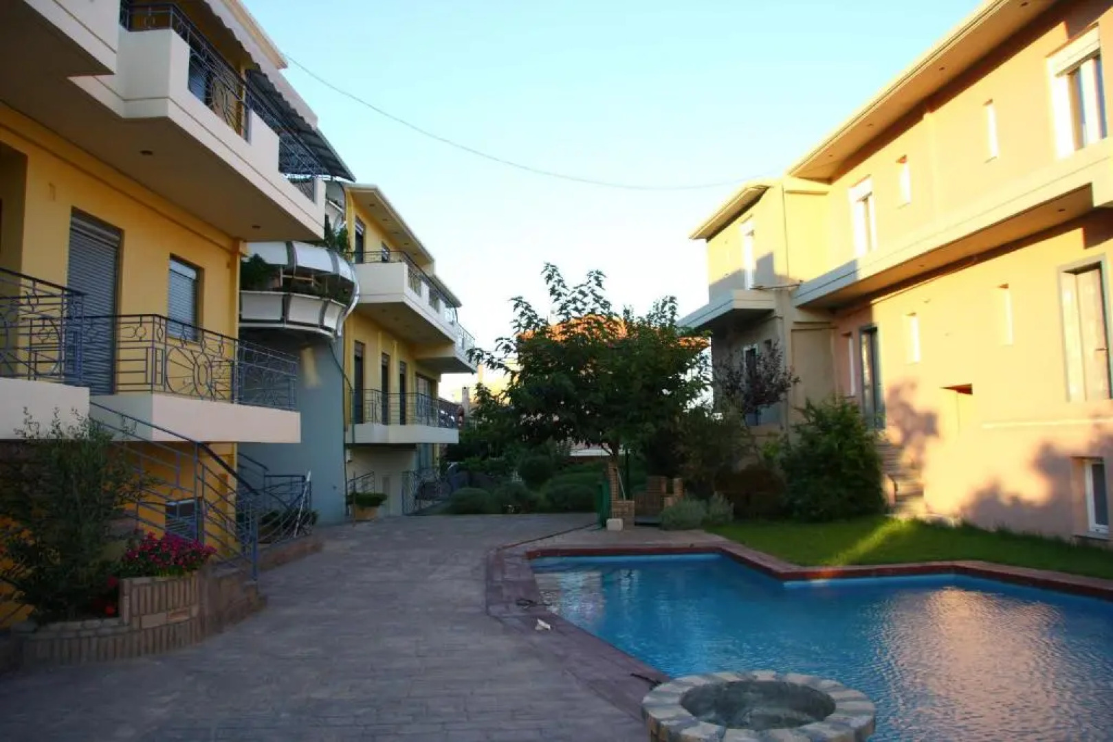 Peaceful Apartment for 4 ppl @ Thin Alos Complex