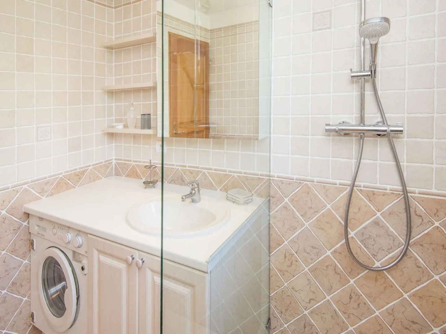 Beautiful Chalet in Saint-gervais-les-bains With Sauna