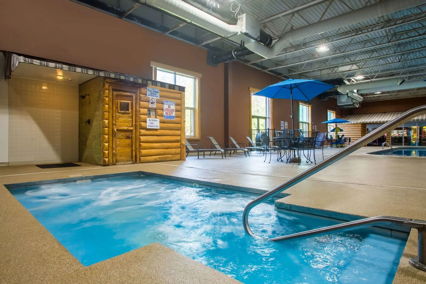 AmericInn by Wyndham International Falls