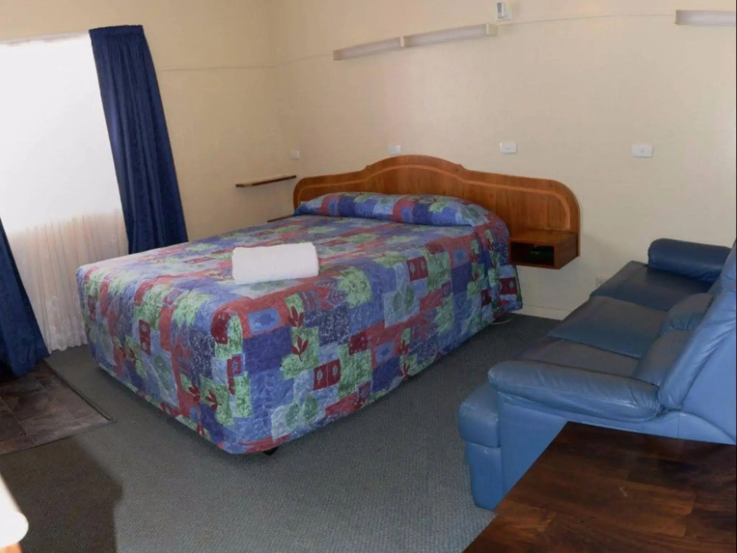 Ardeanal Motel West Wyalong