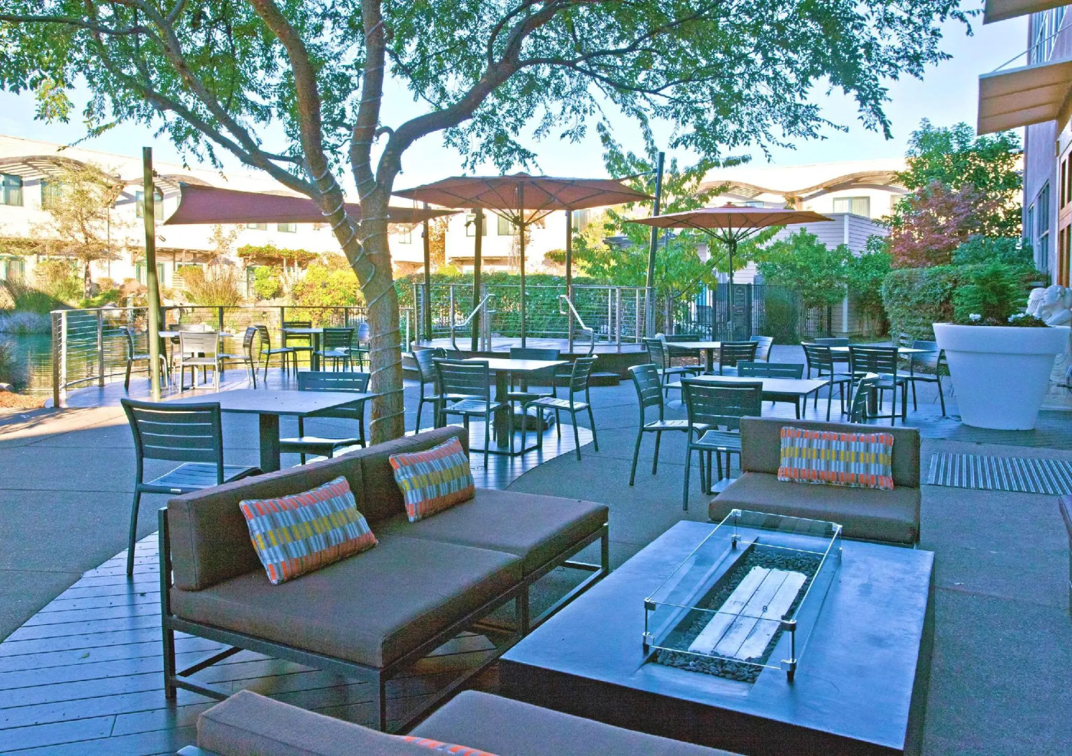 DoubleTree by Hilton Napa Valley - American Canyon