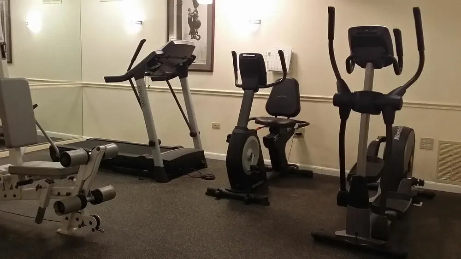 Best Western Plus Oakbrook Inn