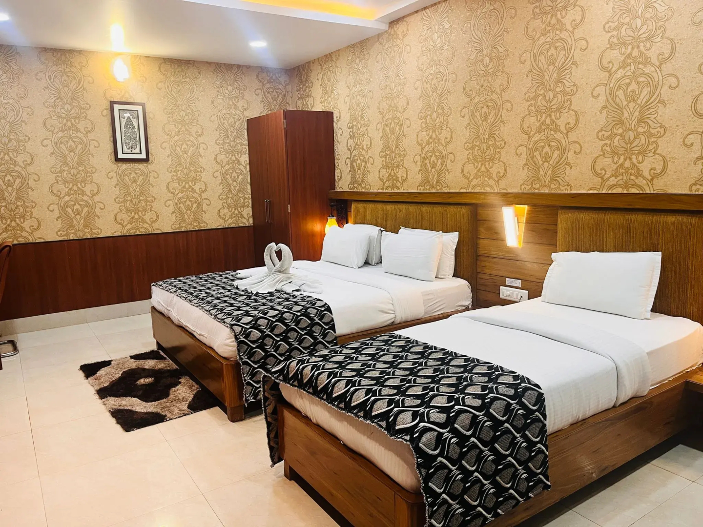 Sarojinee Residency