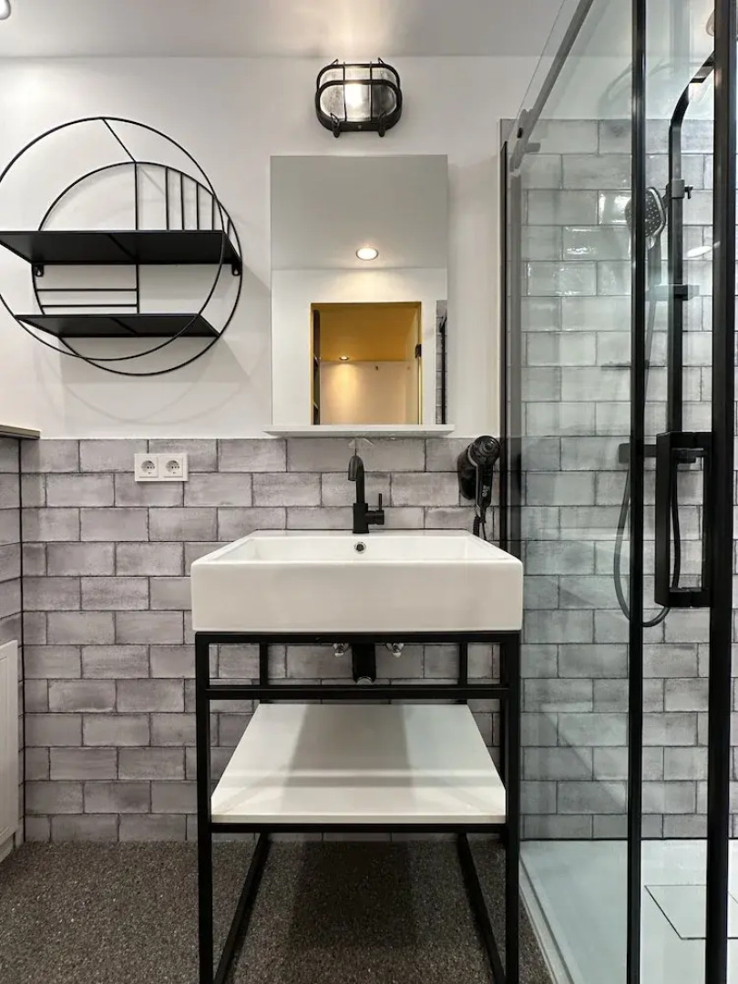 FIDSCHIS Apartment + Hotel