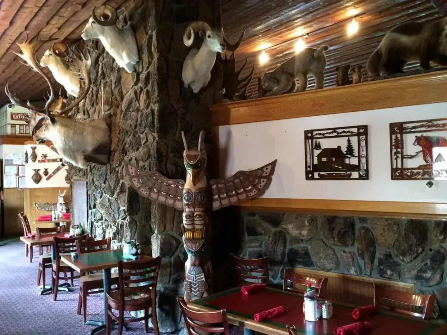 Totem Hotel and Suites