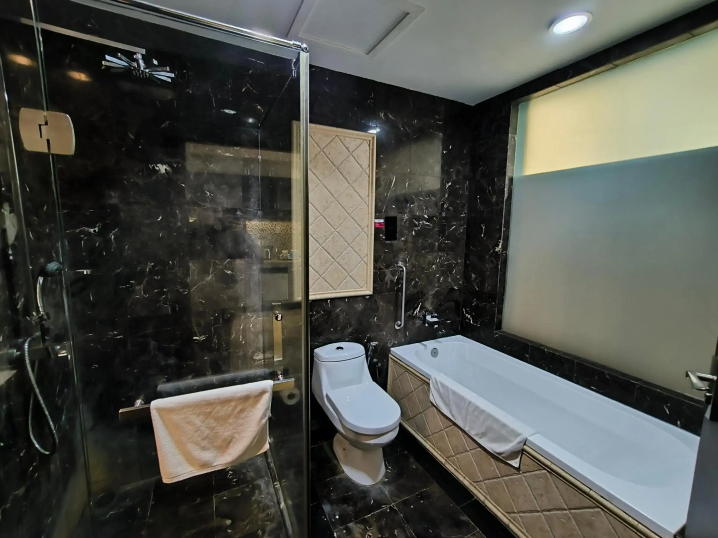 Meritz Hotel
