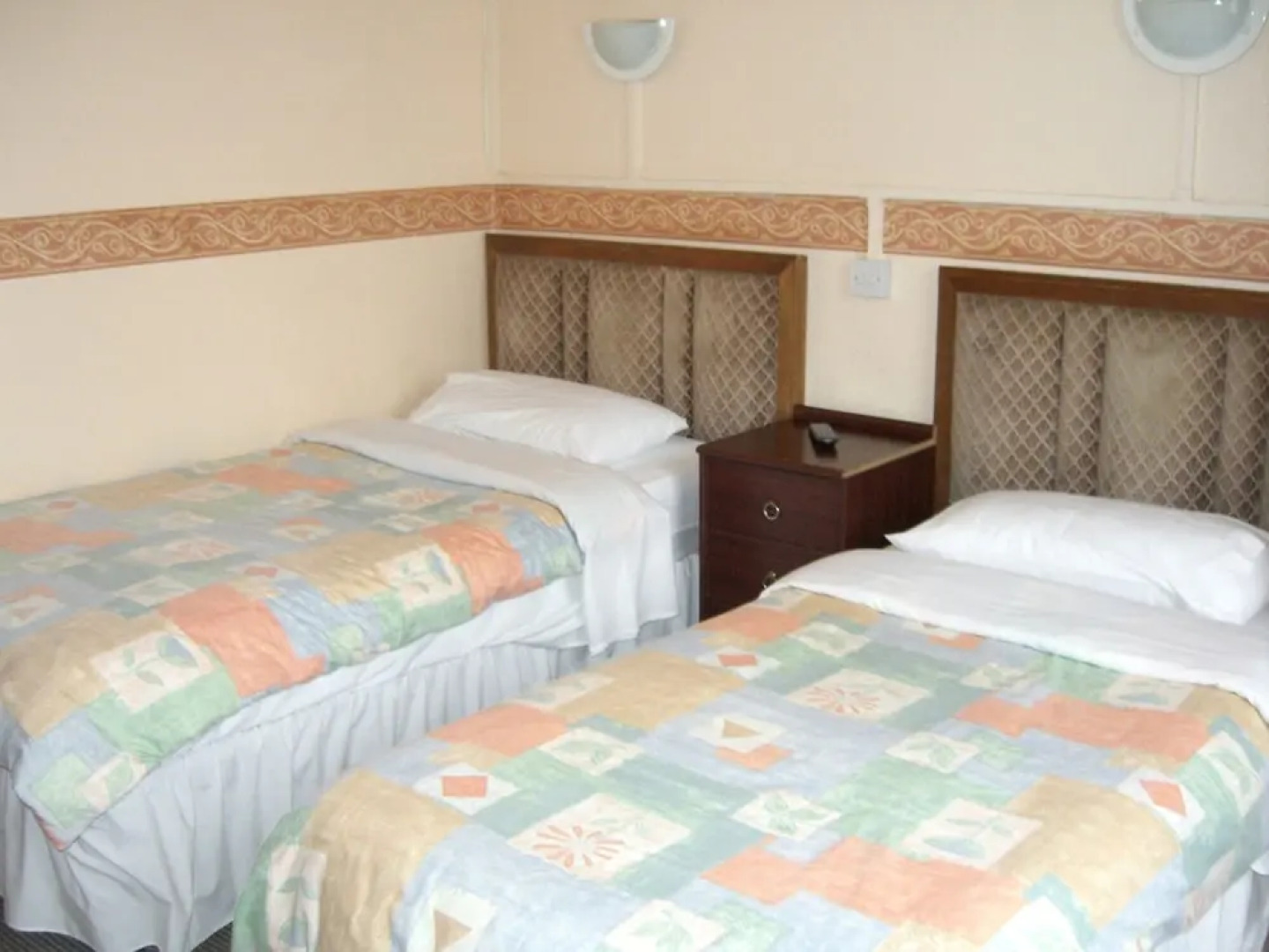 The Sneyd Arms Hotel