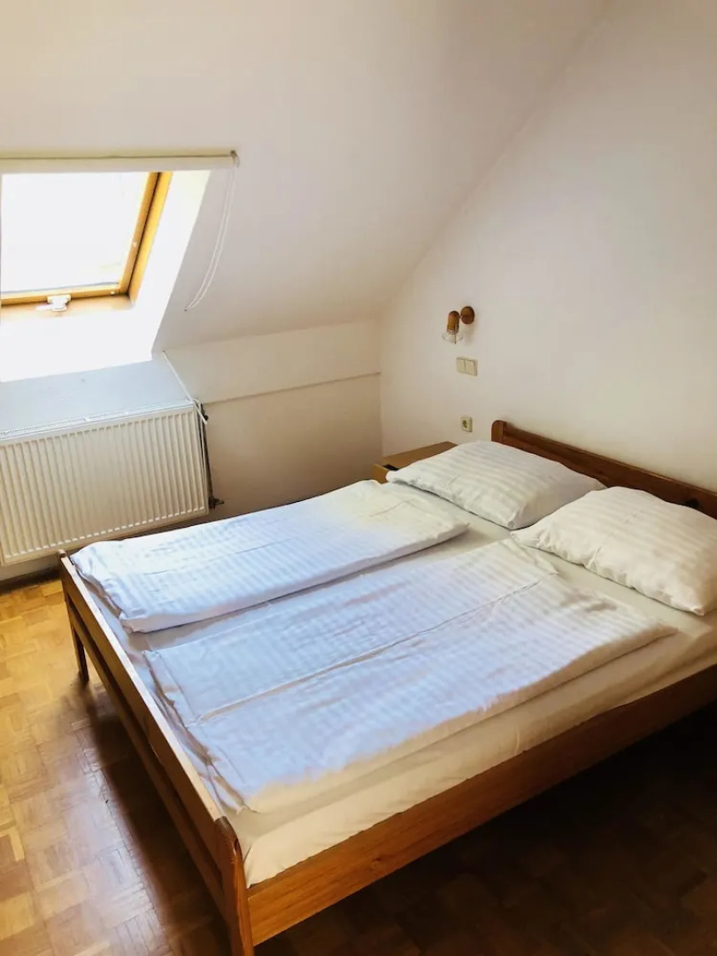 Extraordinary Apartment & Mobile Home