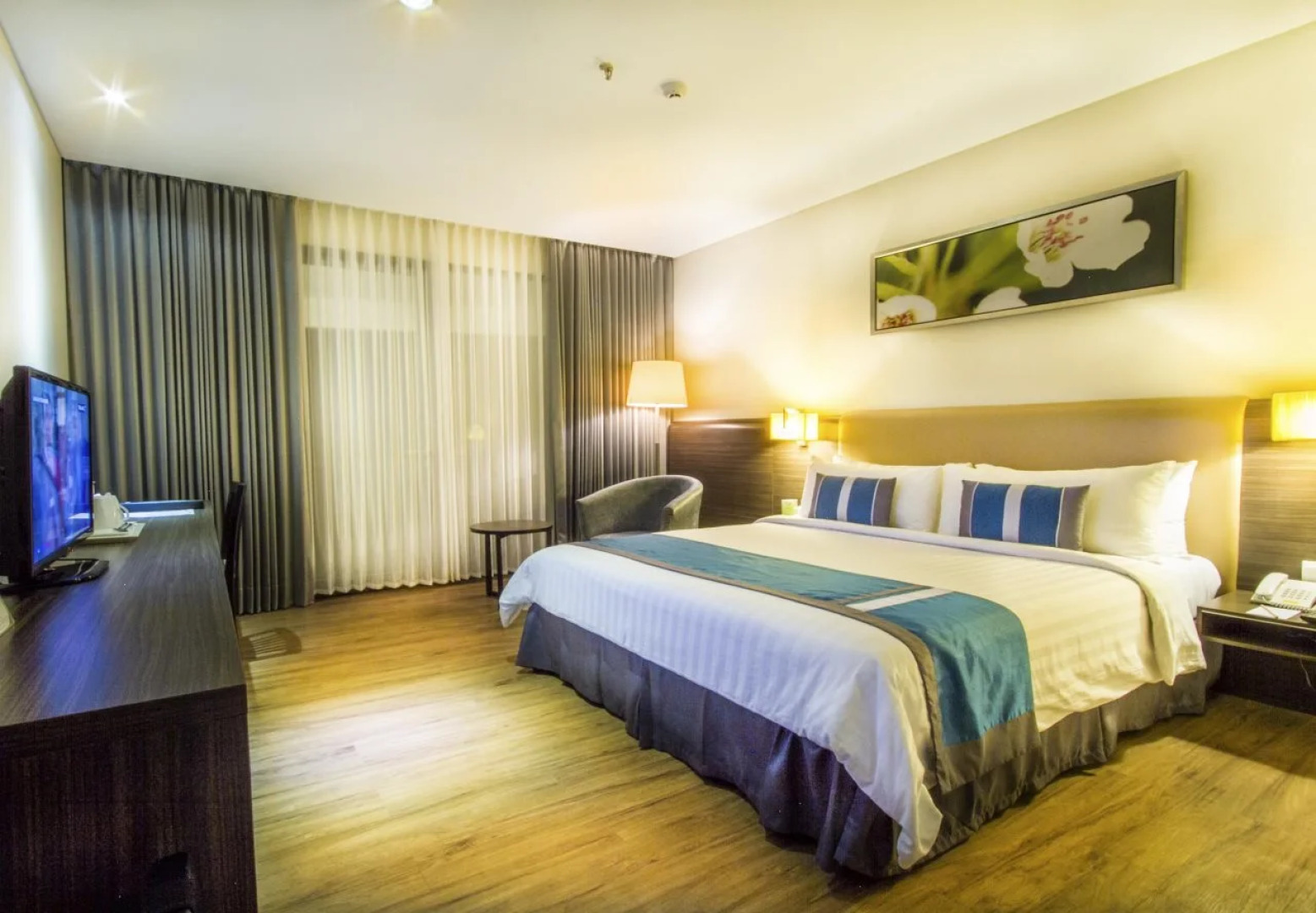 Estrella Hotel & Conference