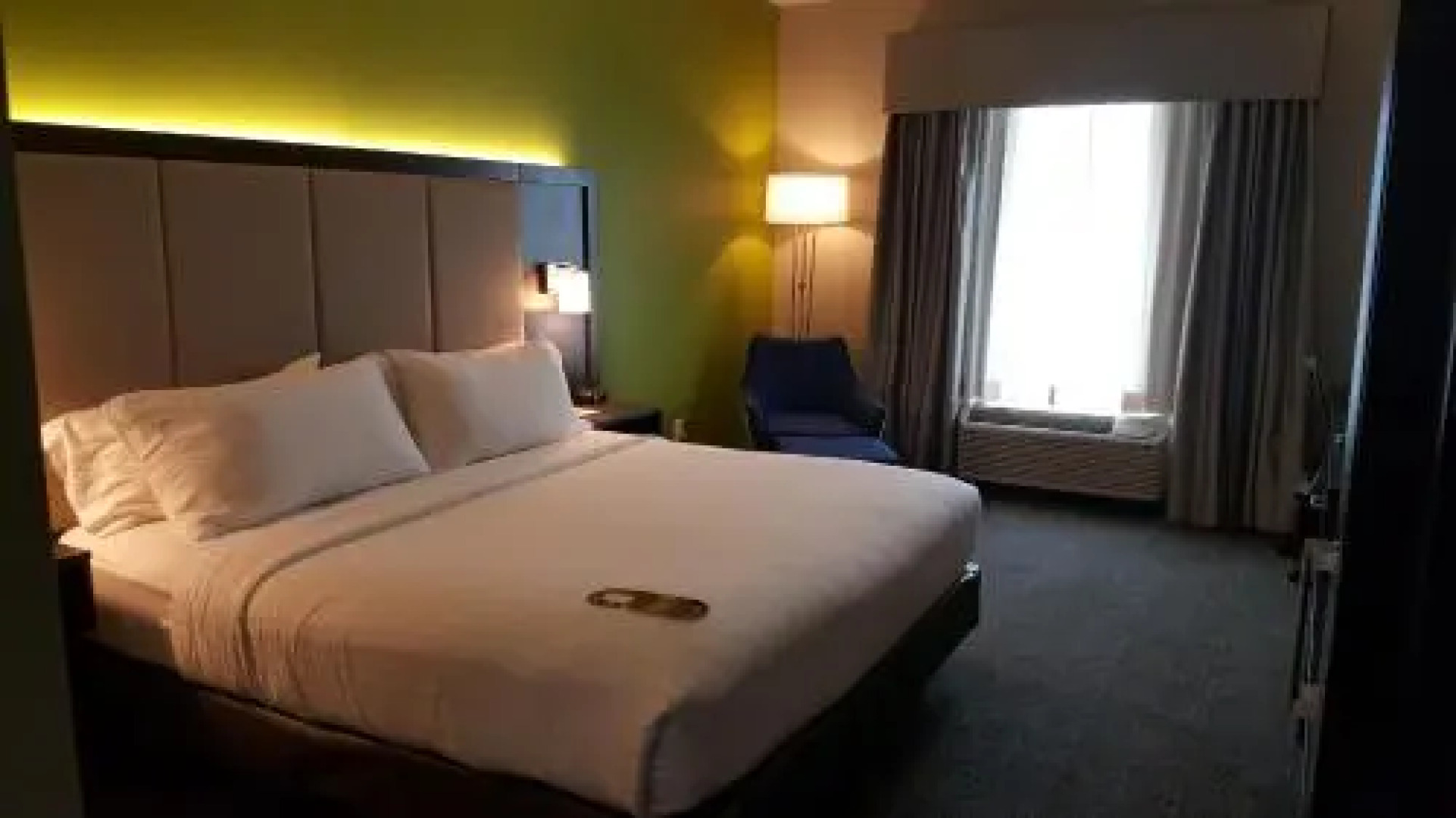 Holiday Inn Express Hotel & Suites Pearland
