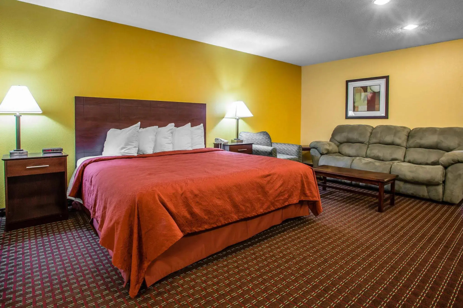 AmericInn by Wyndham Mosinee Central Wisconsin Airport