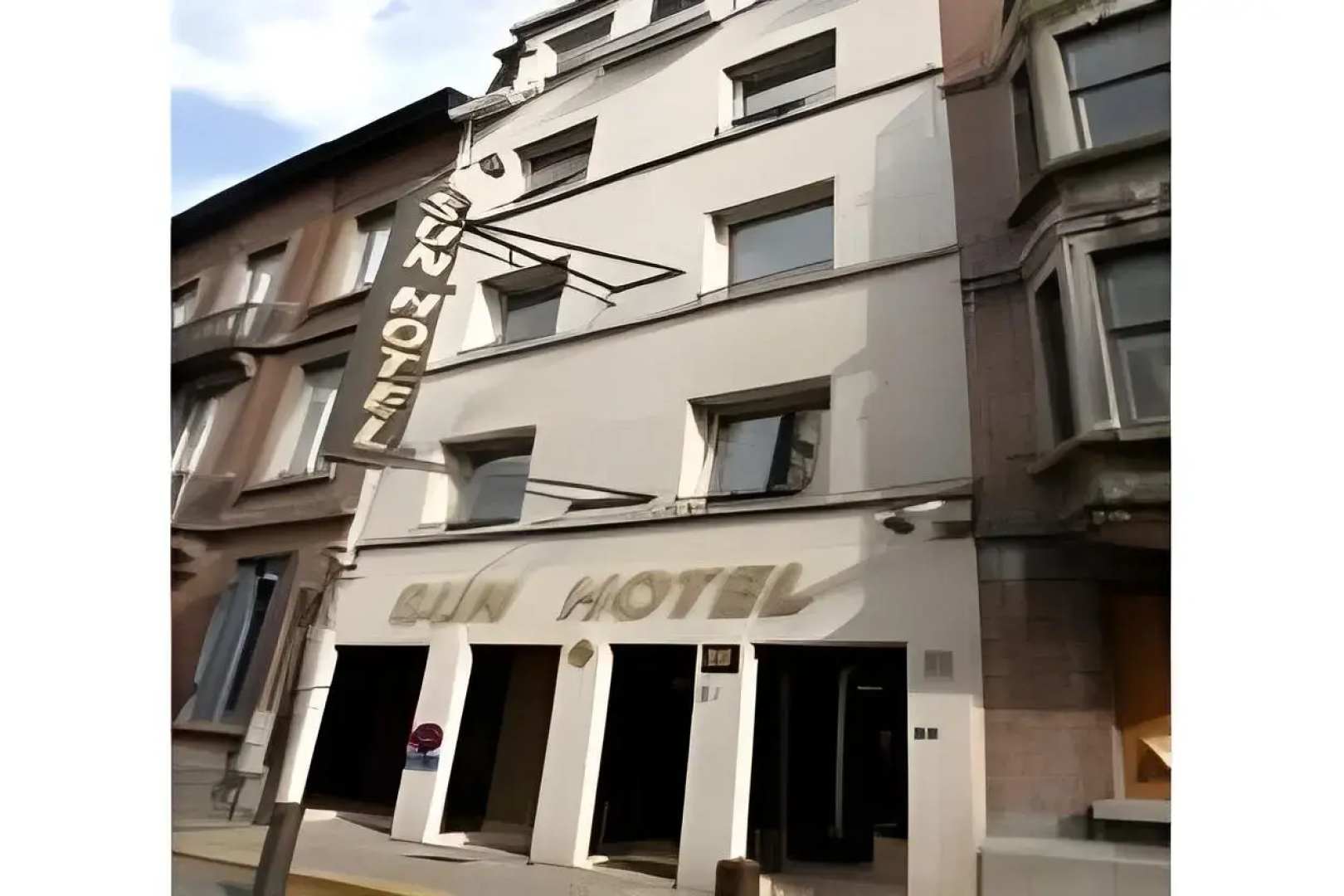 Sun Hotel