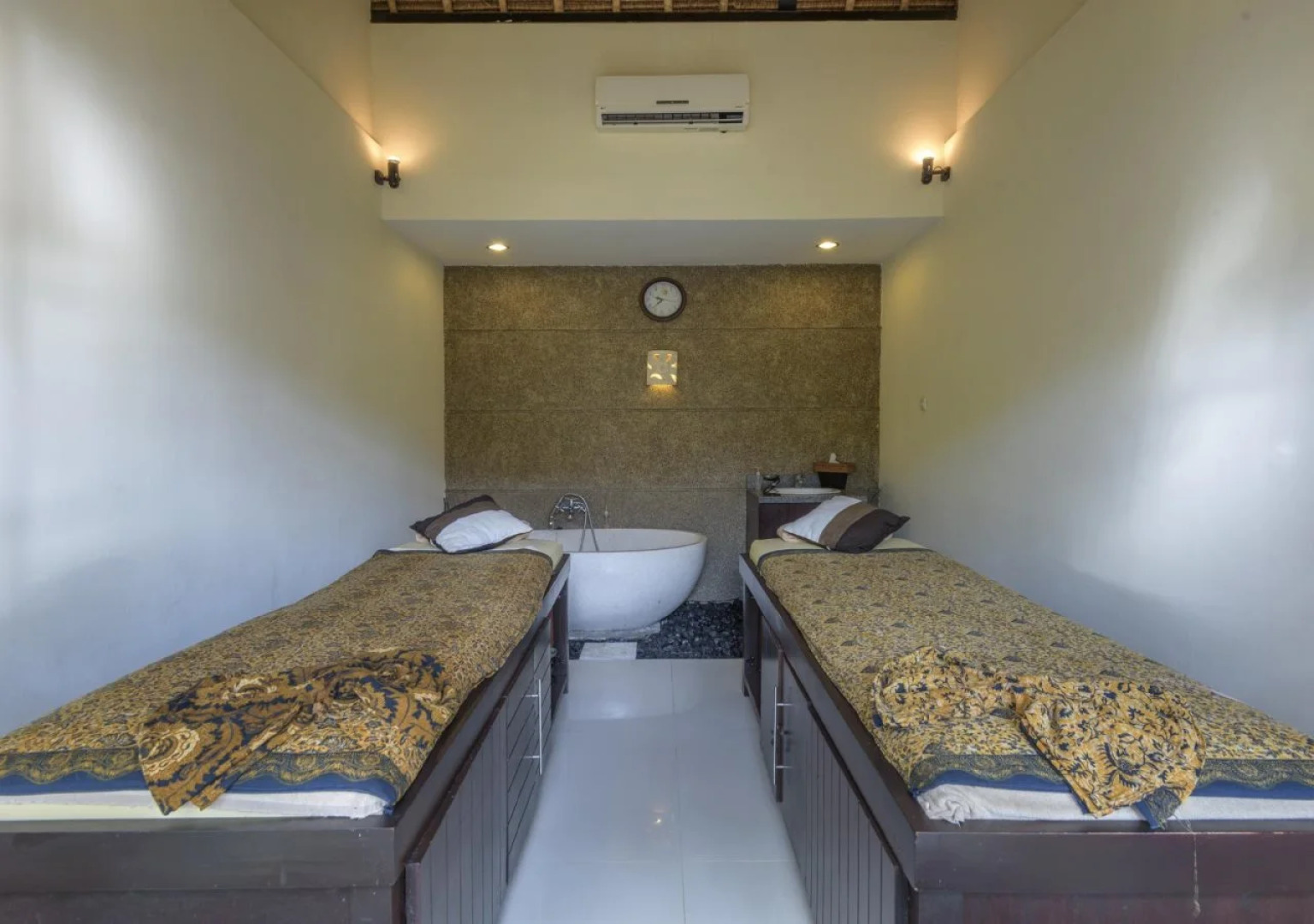 Bali Rich Seminyak Villas