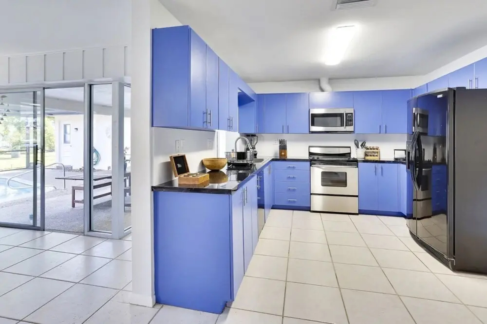 Watersedge - Private & Sanitized, Self Check-in. Perfect for Social Distancing & Working From Home. Private Pool, Pet Friendly. Super-host Support