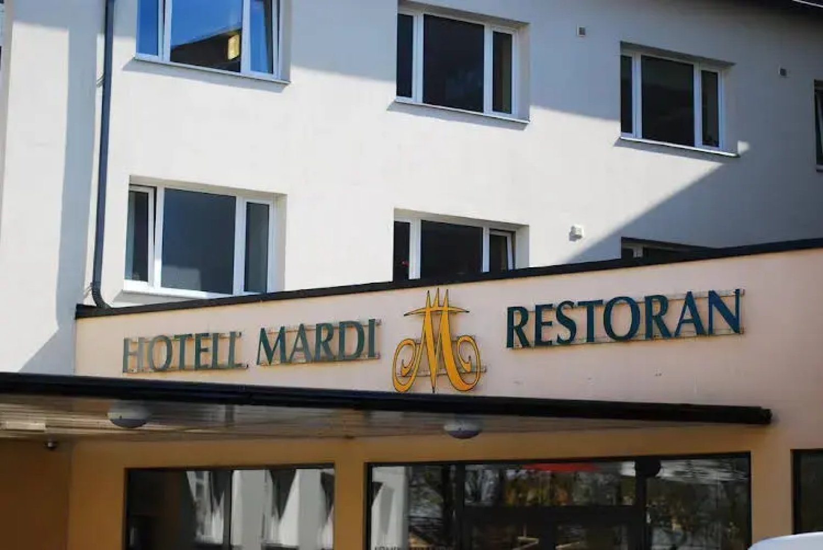 Mardi Holiday Houses