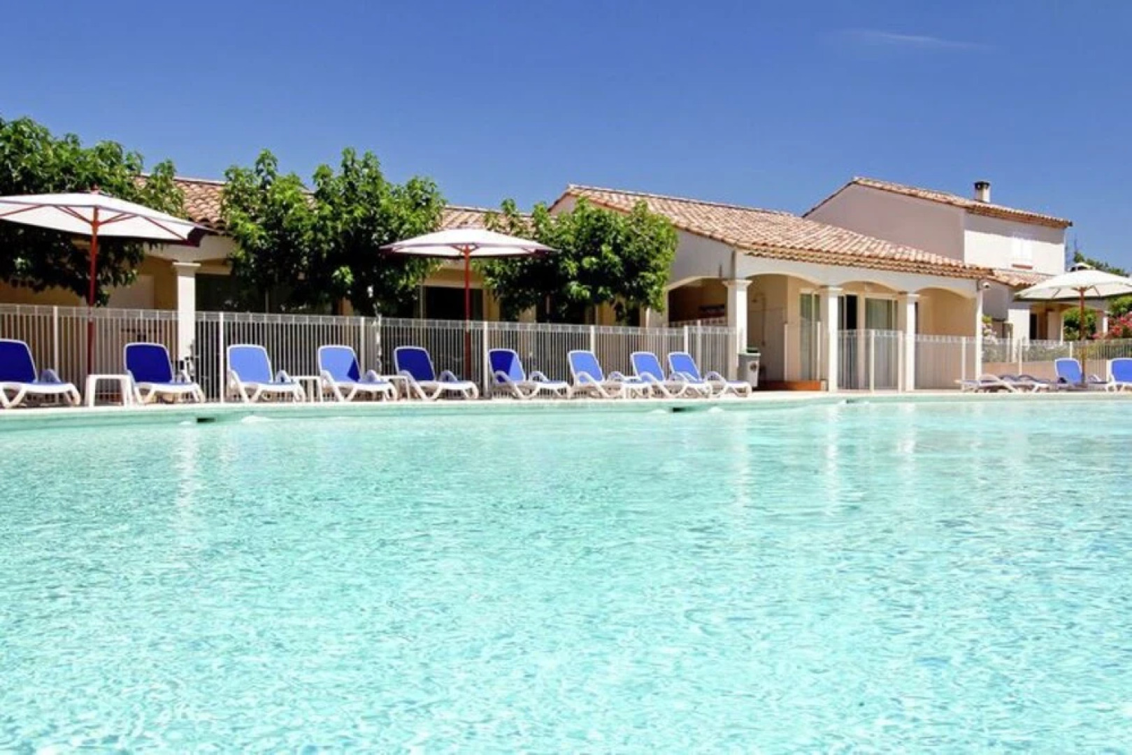 Attractive holiday villa on the Sainte Baume massif