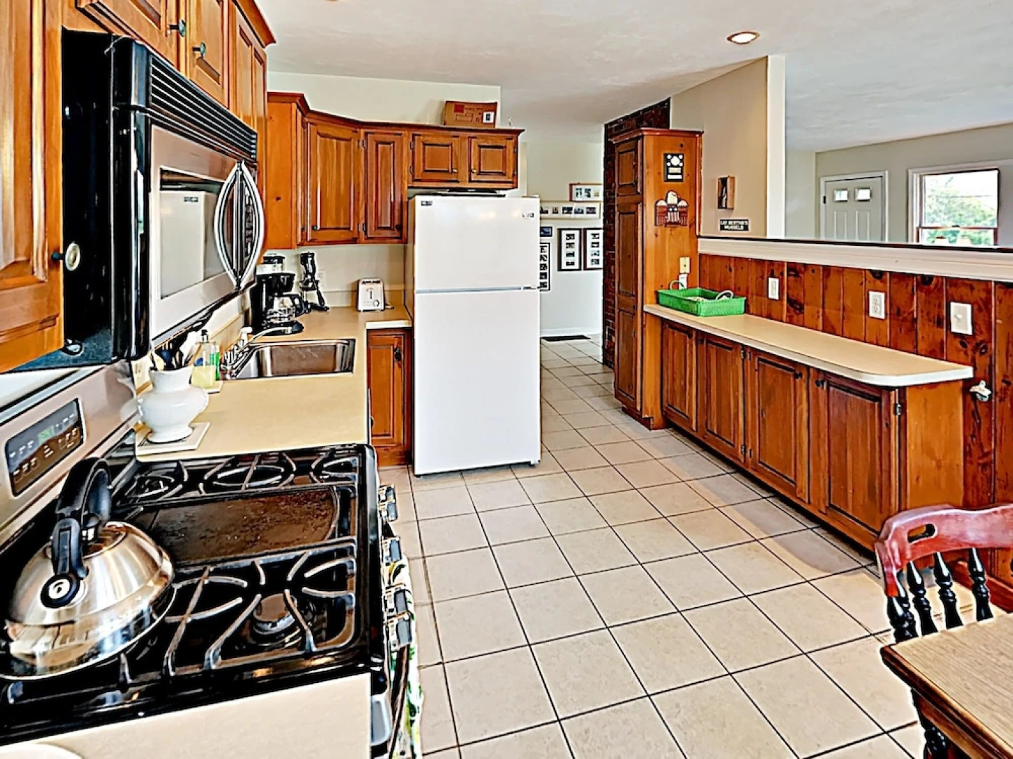 Oceanview Buzzards Bay Getaway by RedAwning