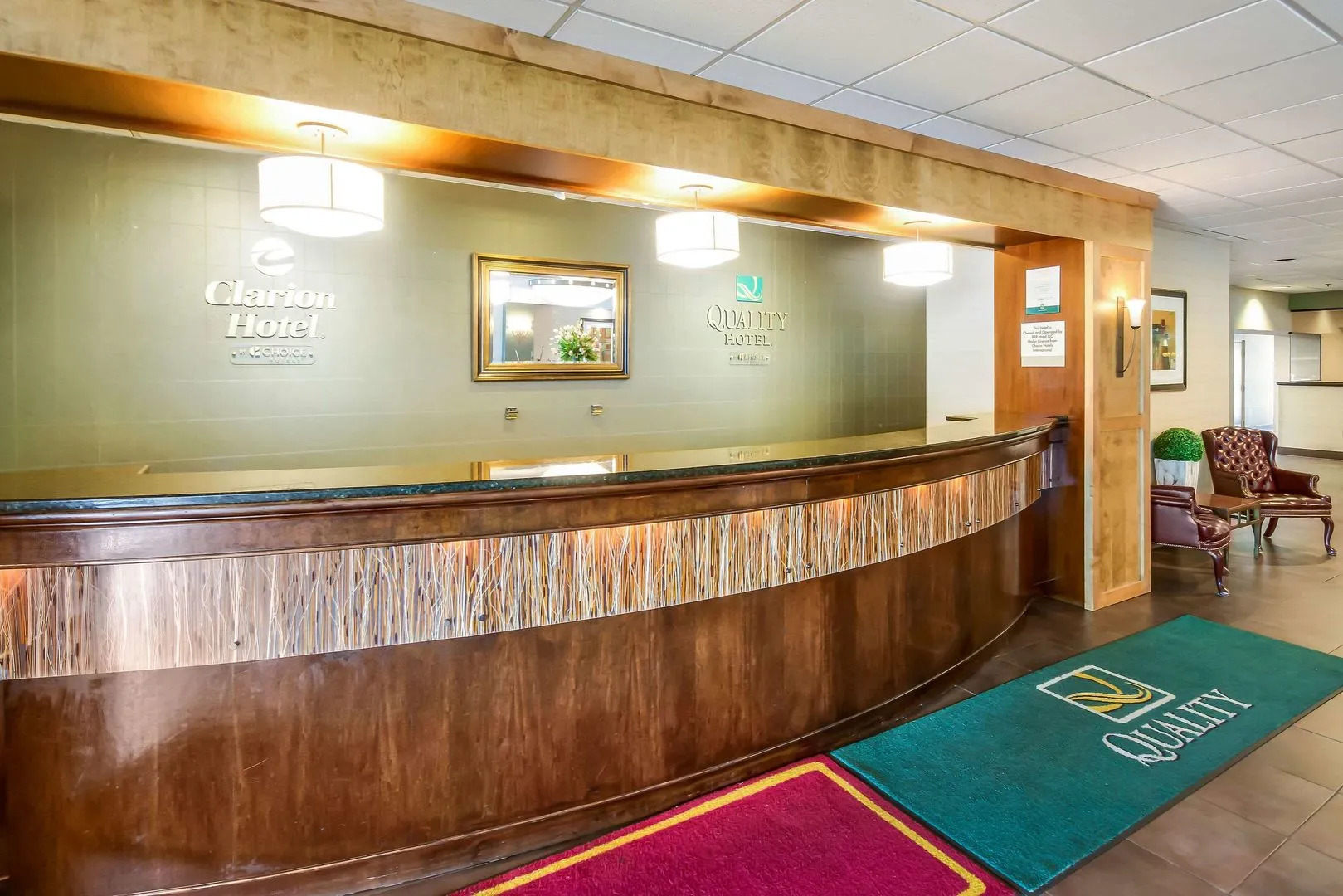 Chester Hotel & Conference Center