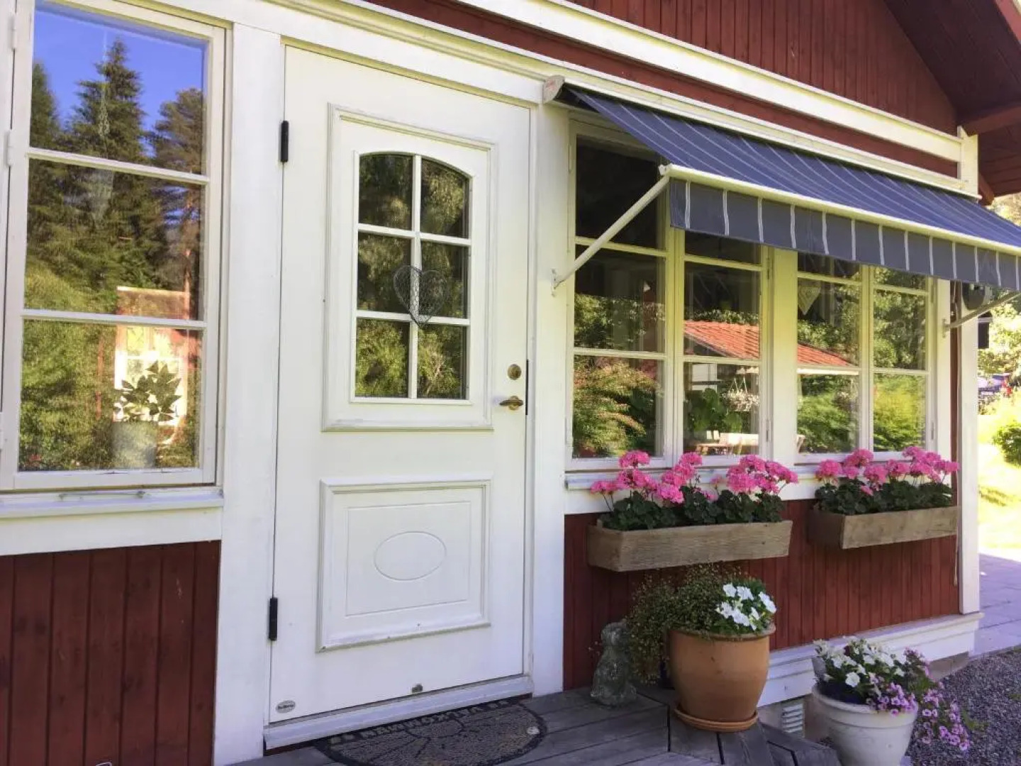 Amazing Country House Forest and Ocean Near