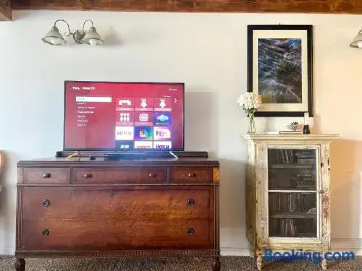 Sierra Mountain Lodge