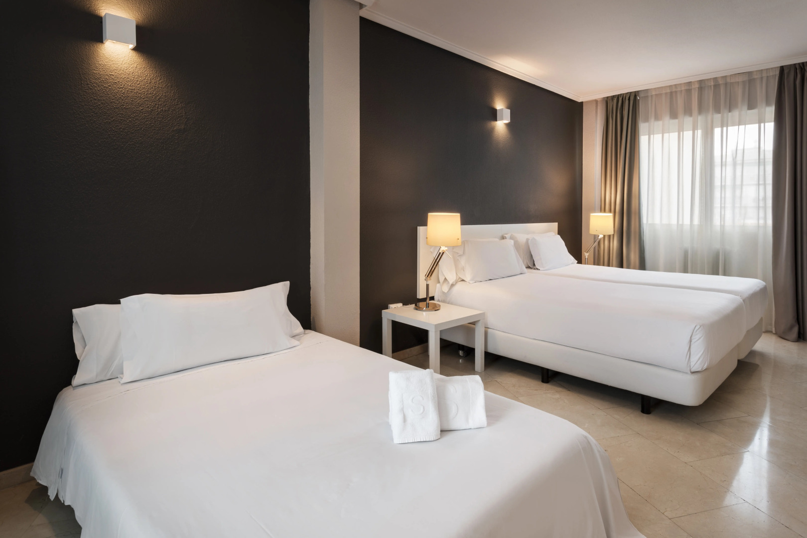 Apartamentos Sercotel Togumar