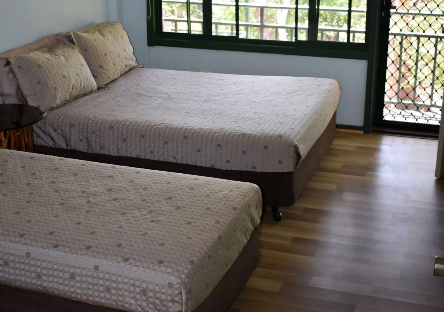 Parry Creek Farm Tourist Resort & Caravan Park