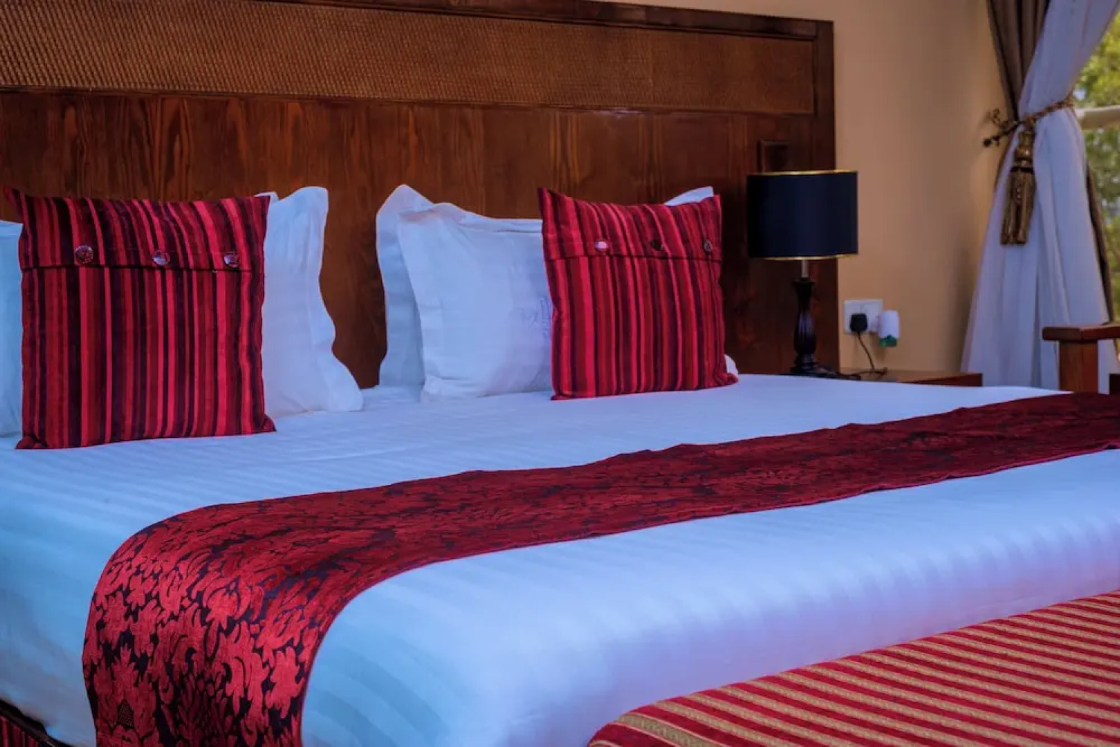 Igongo country hotel and cultural Centre