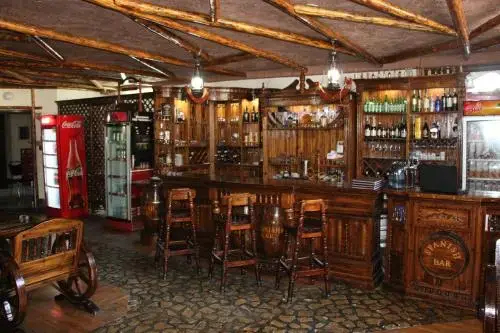 Отель Zargaron Plaza