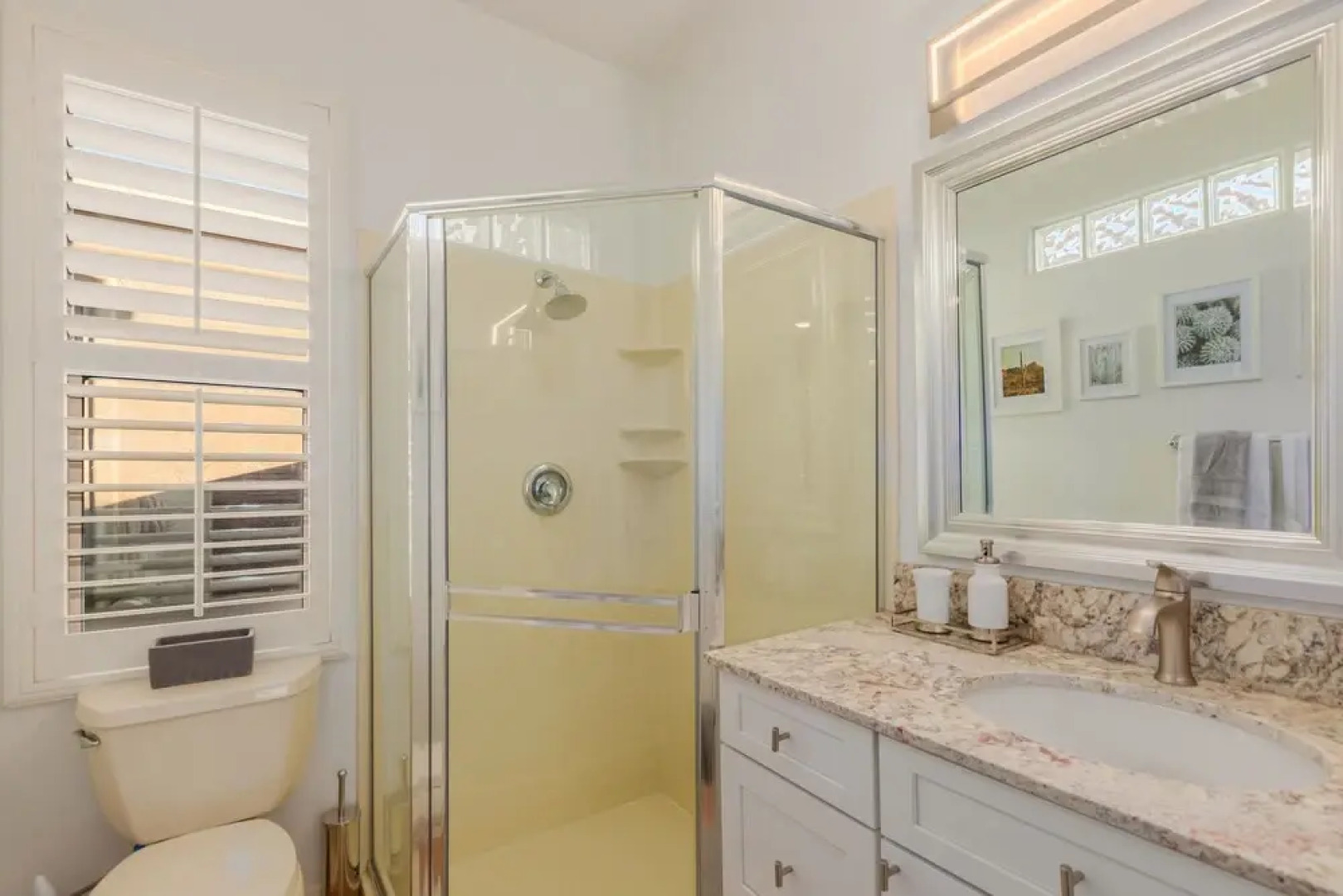 Grand Spectacular 3/3 with Separate Casita on the Golf Course! by RedAwning