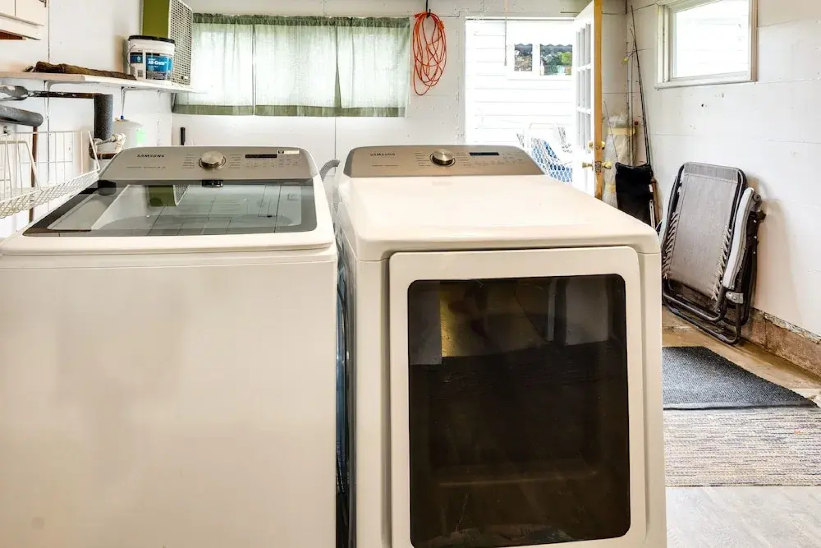 Pet-friendly Ohio Retreat w/ Patio & Fire Pit!