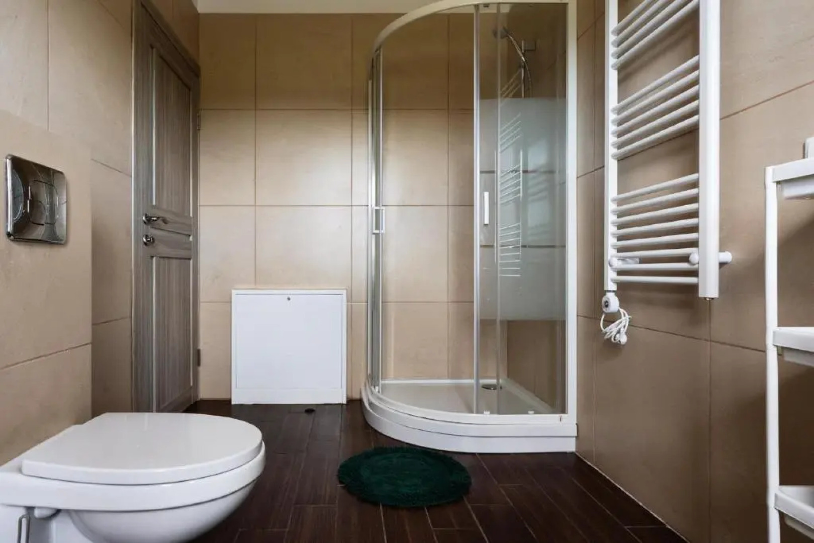 Between two lakes - 2 House