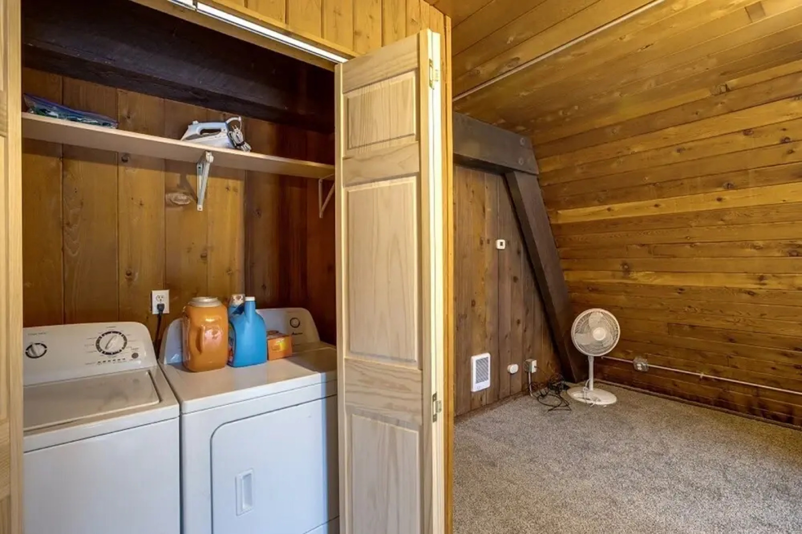 05MBH - Economical - WiFi - Pets Ok - F/P - D/W - Sleeps 2