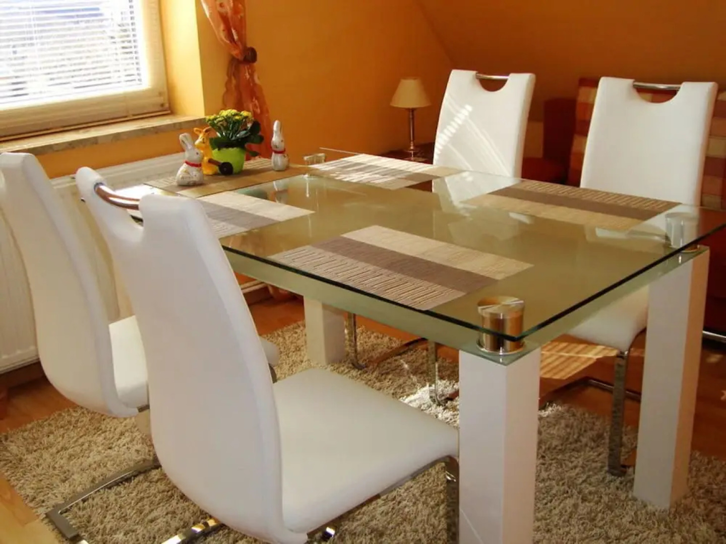 Nordic Huis Modern Retreat