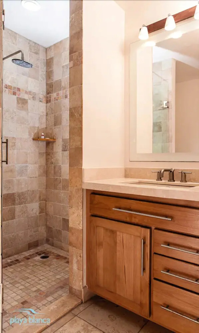 1 Bedroom Condo Playa Blanca #1 - 1 Br Condo