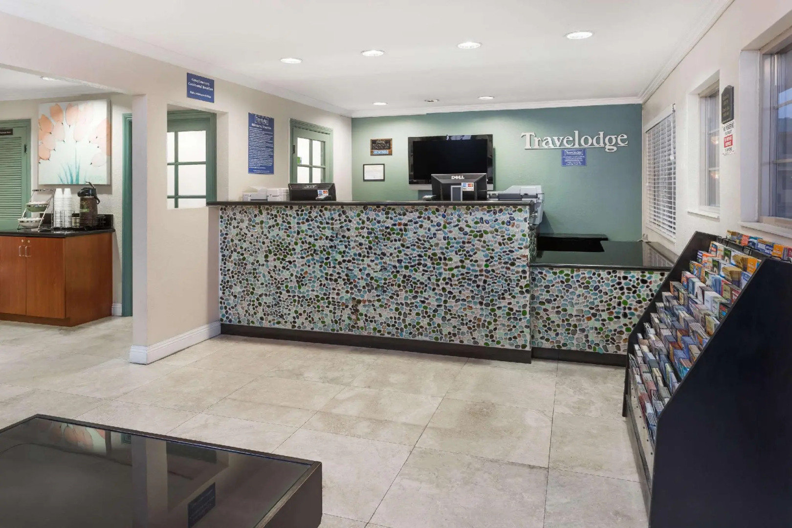 Hotel Avenida - Oceanside Camp Pendleton