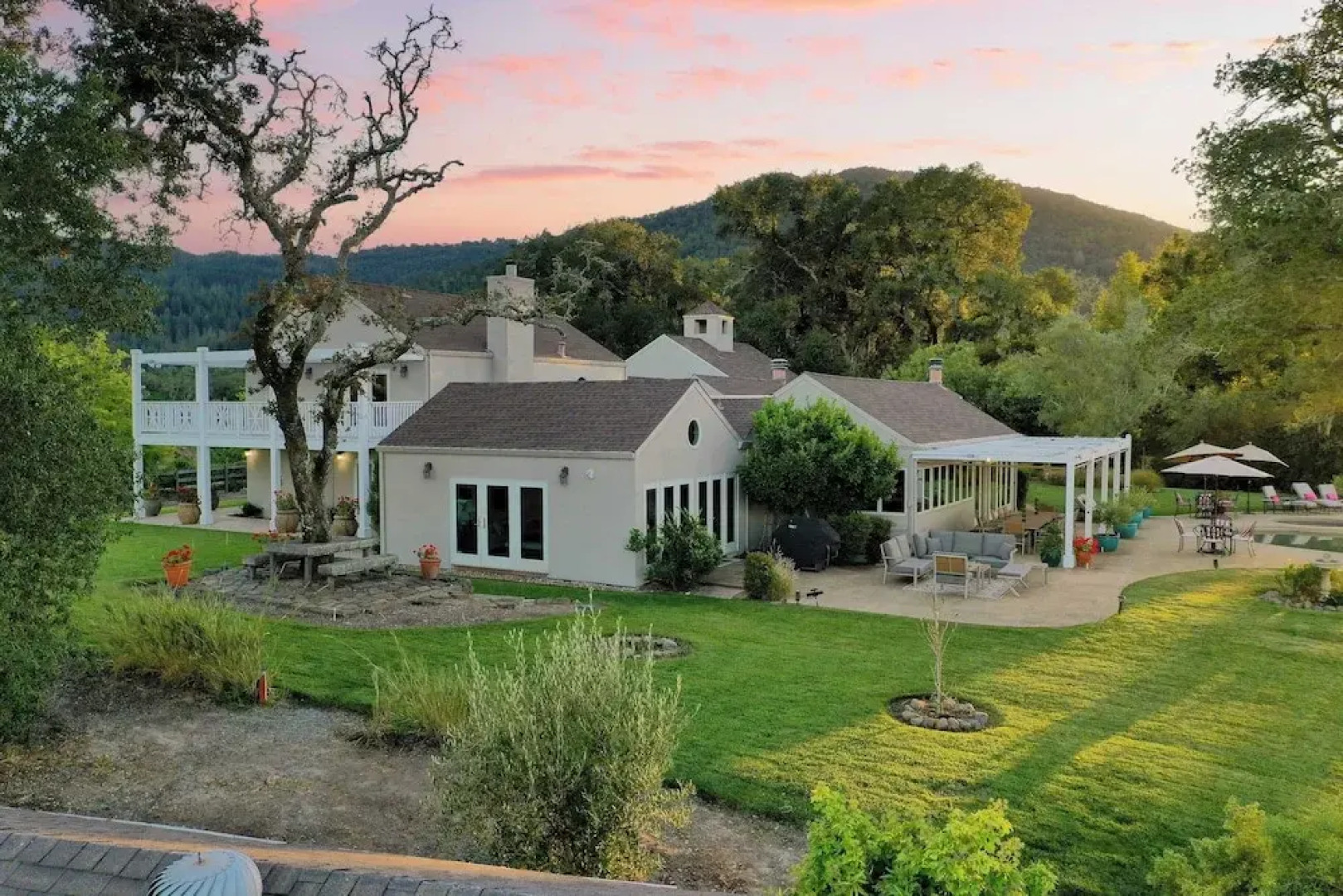 Sonoma Sunshine by Avantstay Countryside Views