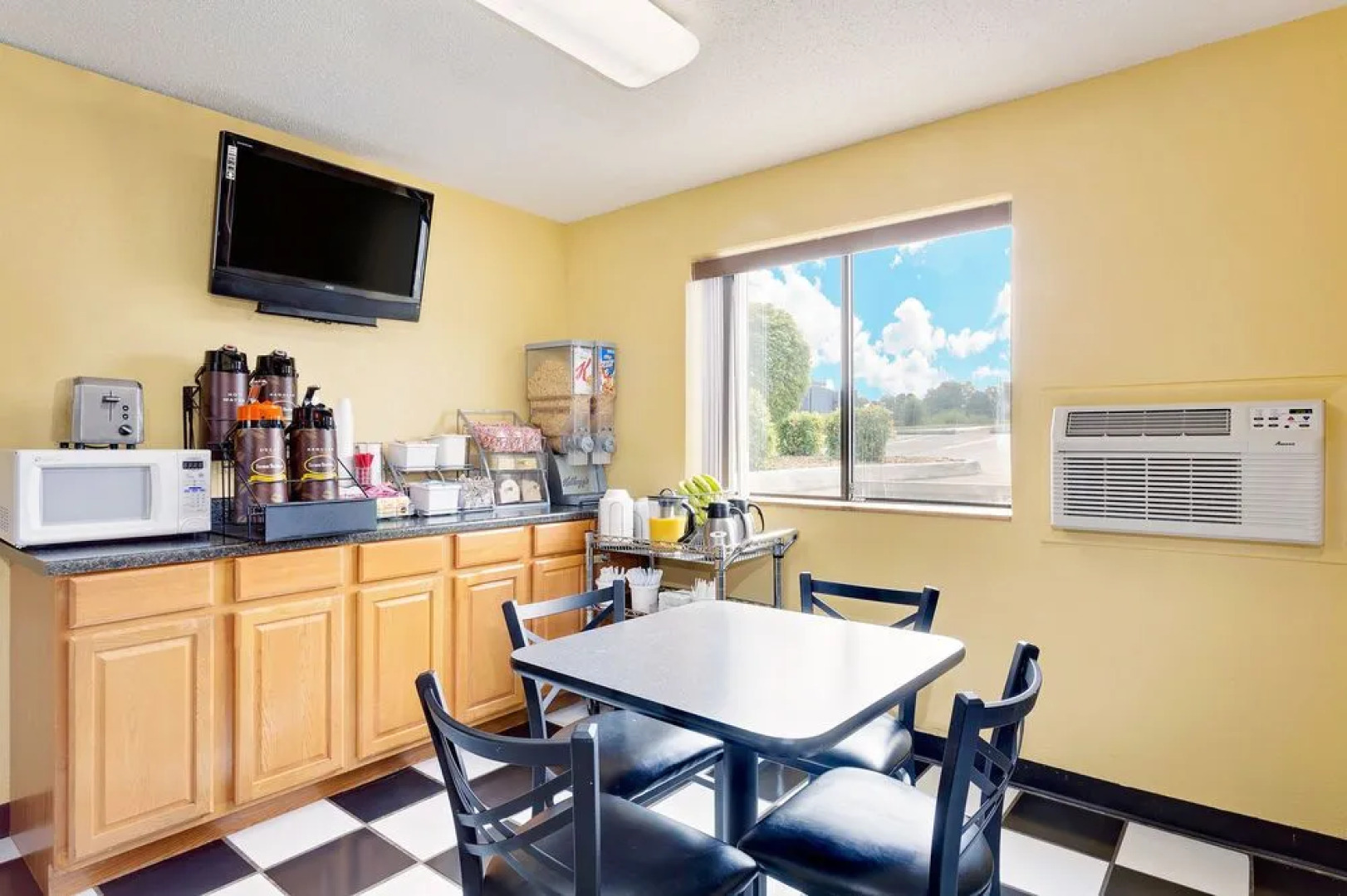 Super 8 Johnson City