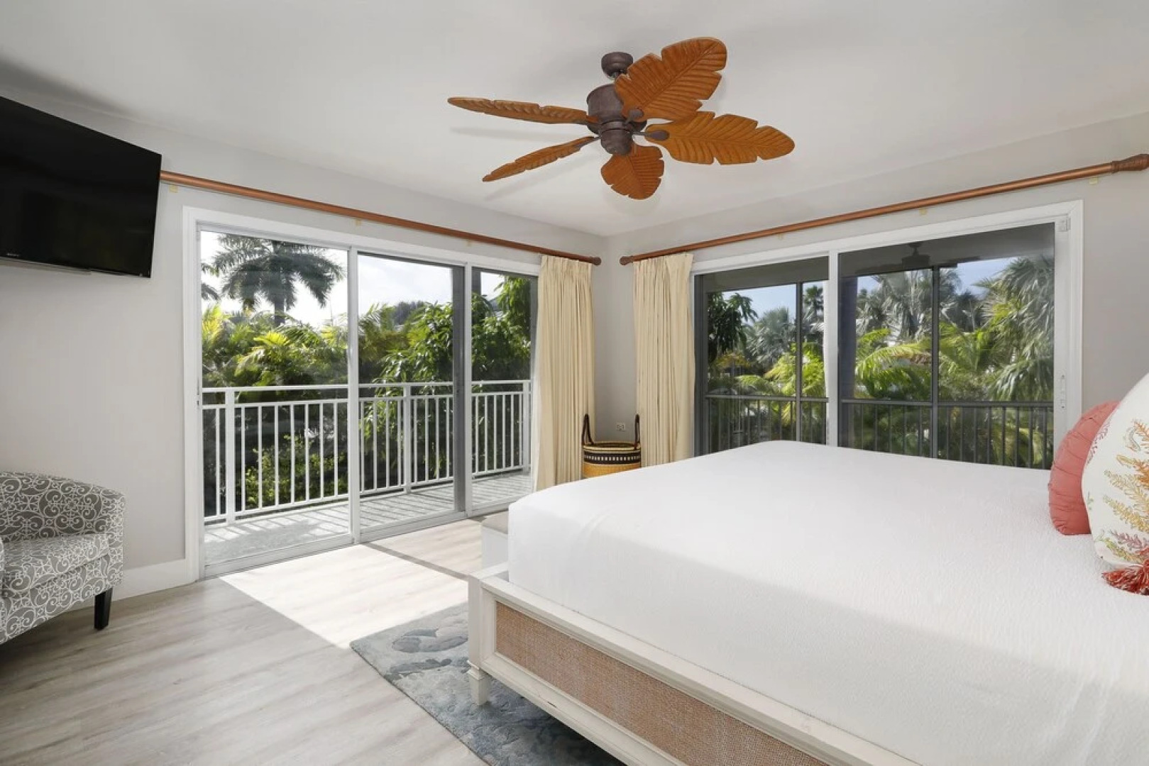 Waterfront Luxury Home With Pool And Boat Dock 3 Bedroom Home by RedAwning