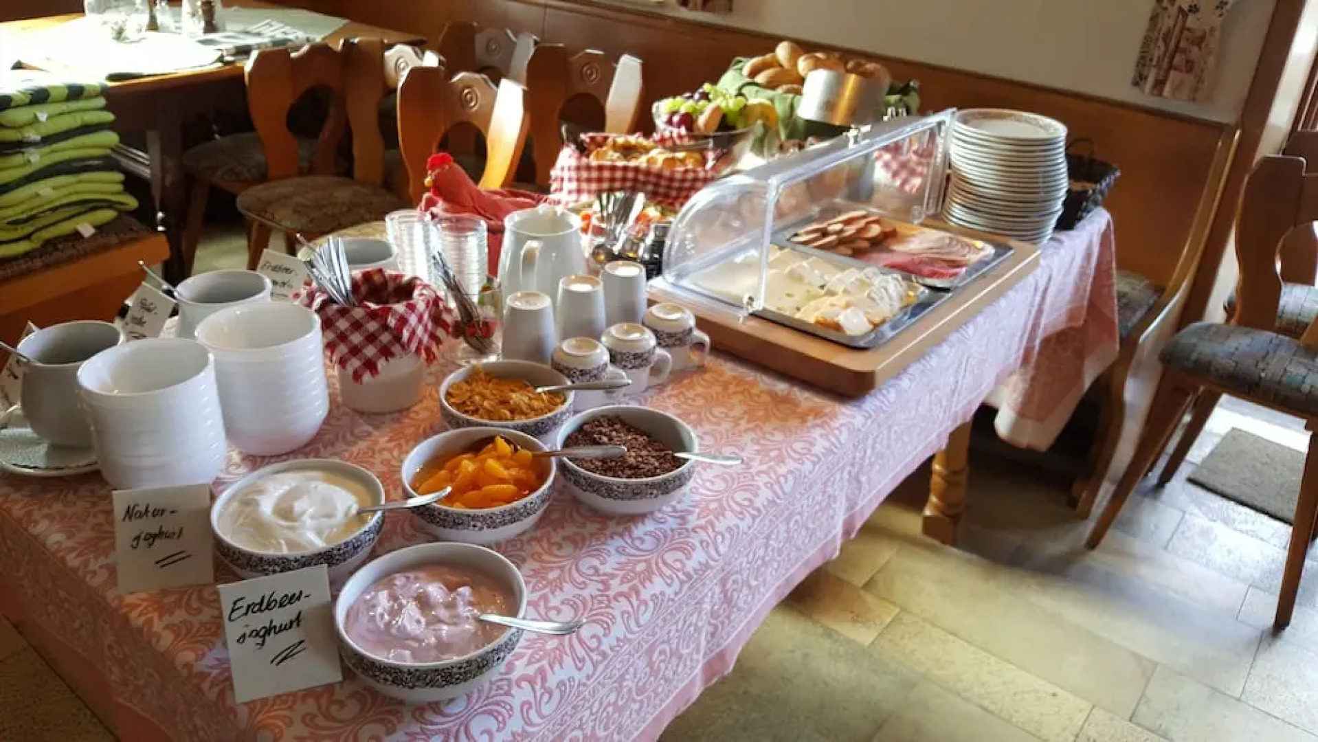 Hotel-Gasthof zum Schwan - Guest House